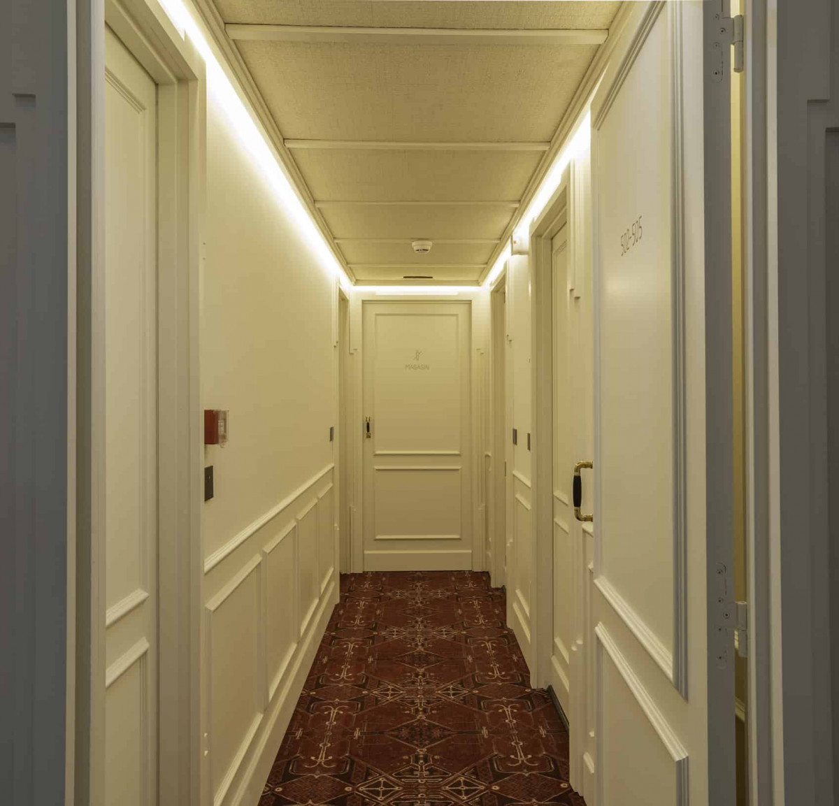 <span>Interconnected</span> Rooms